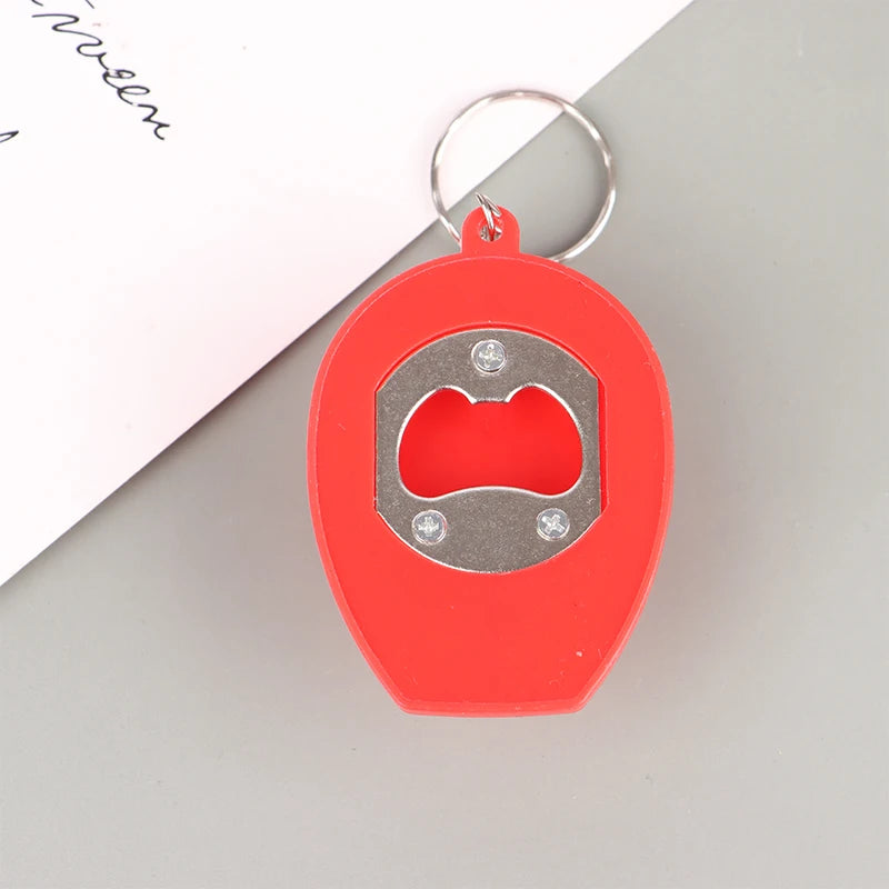 Portachiavi Apribottiglie a Forma di Casco – Gadget Divertente in Metallo