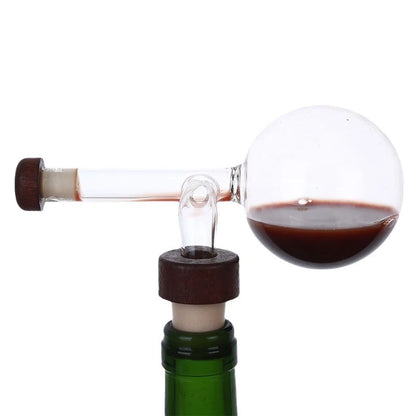 Weinbelüfter und -ausgießer Untior — Italienisches Design für Wein und Whisky