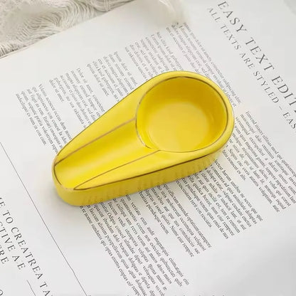 Portacenere per Sigari in Ceramica | Design Elegante con Accenti Dorati