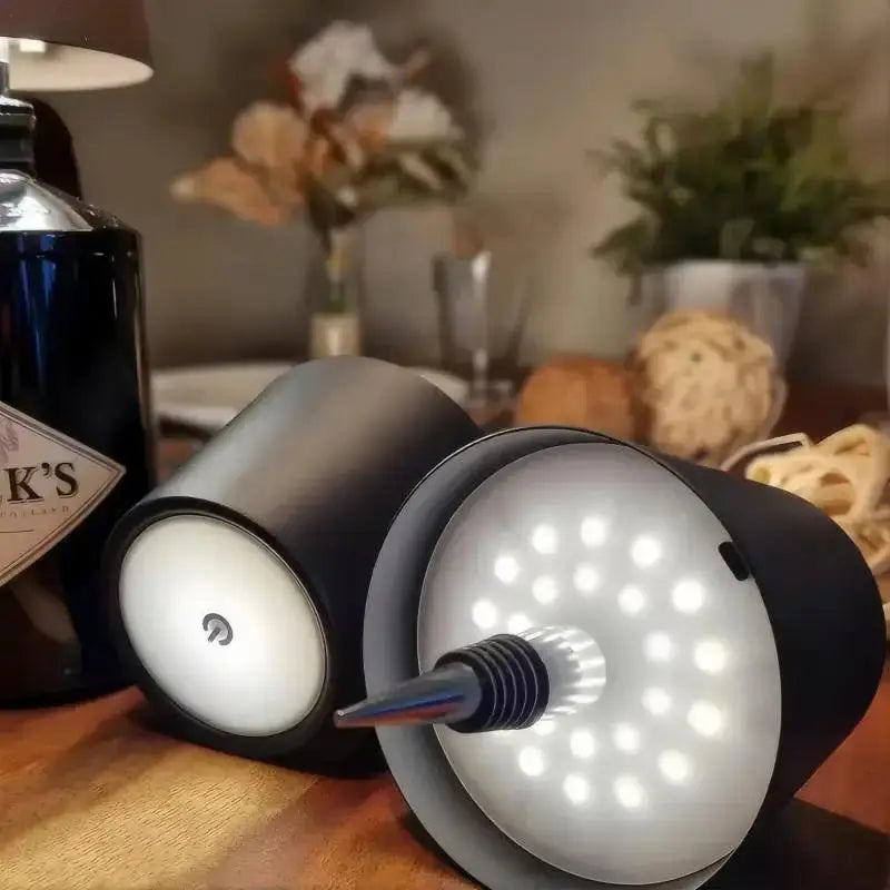 Lampada da Bottiglia LED Ricaricabile – RGB Dimmerabile per Bar e Ristorante