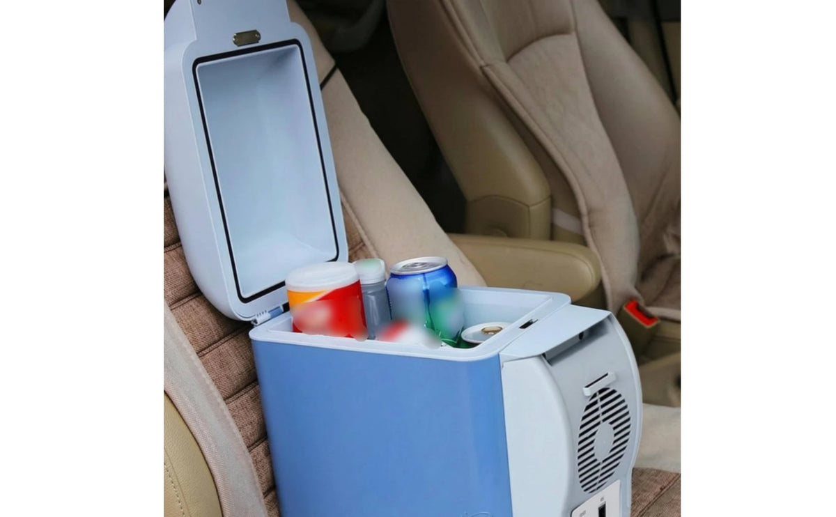 Mini Frigo Portatile 7,5L – 12V/220V per Auto, Ufficio e Degustazioni